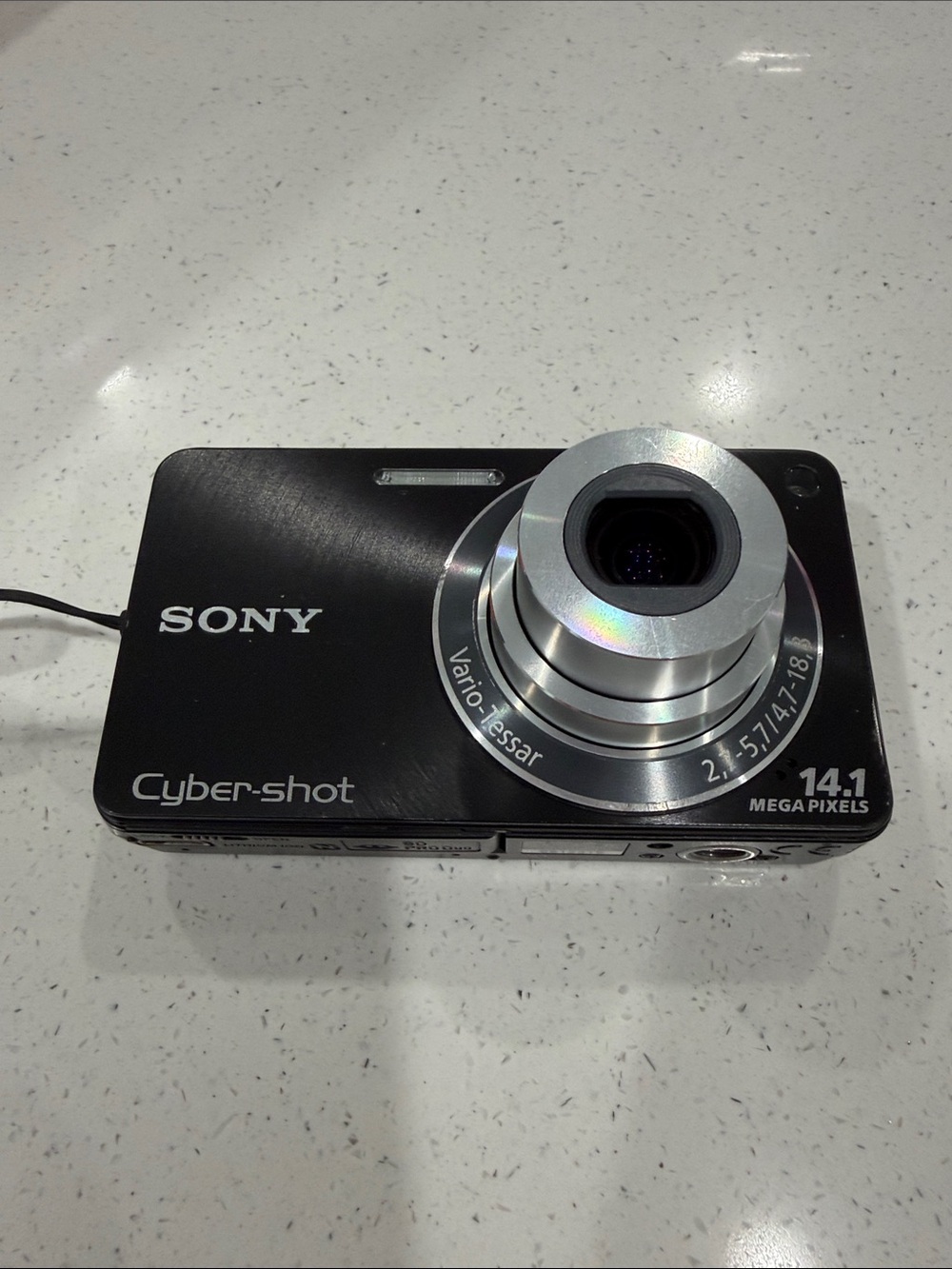 Sony Cyber-shot Compact Digital Camera in Black and Silver - Picture 9 of 11